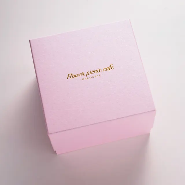 食べられるお花のボックスフラワーケーキ（PeachPink）（3枚目）