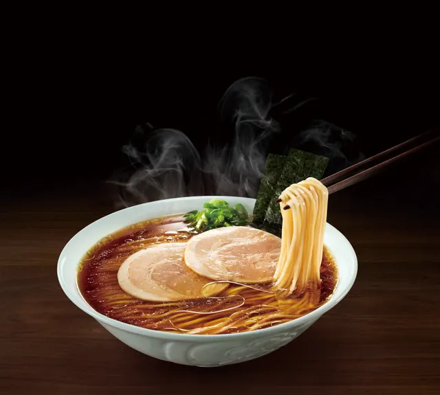 お水がいらないプレミアム  飯田商店醤油らぁ麺（2枚目）