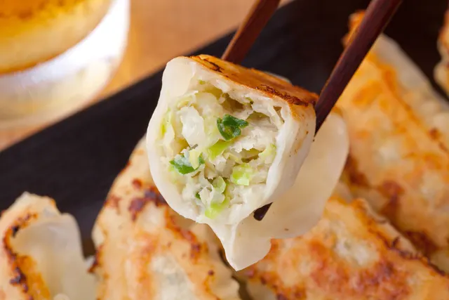 はちやの餃子（2枚目）