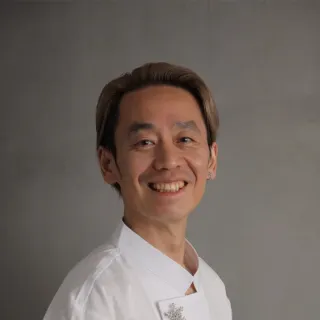 審査員 タケムラダイ